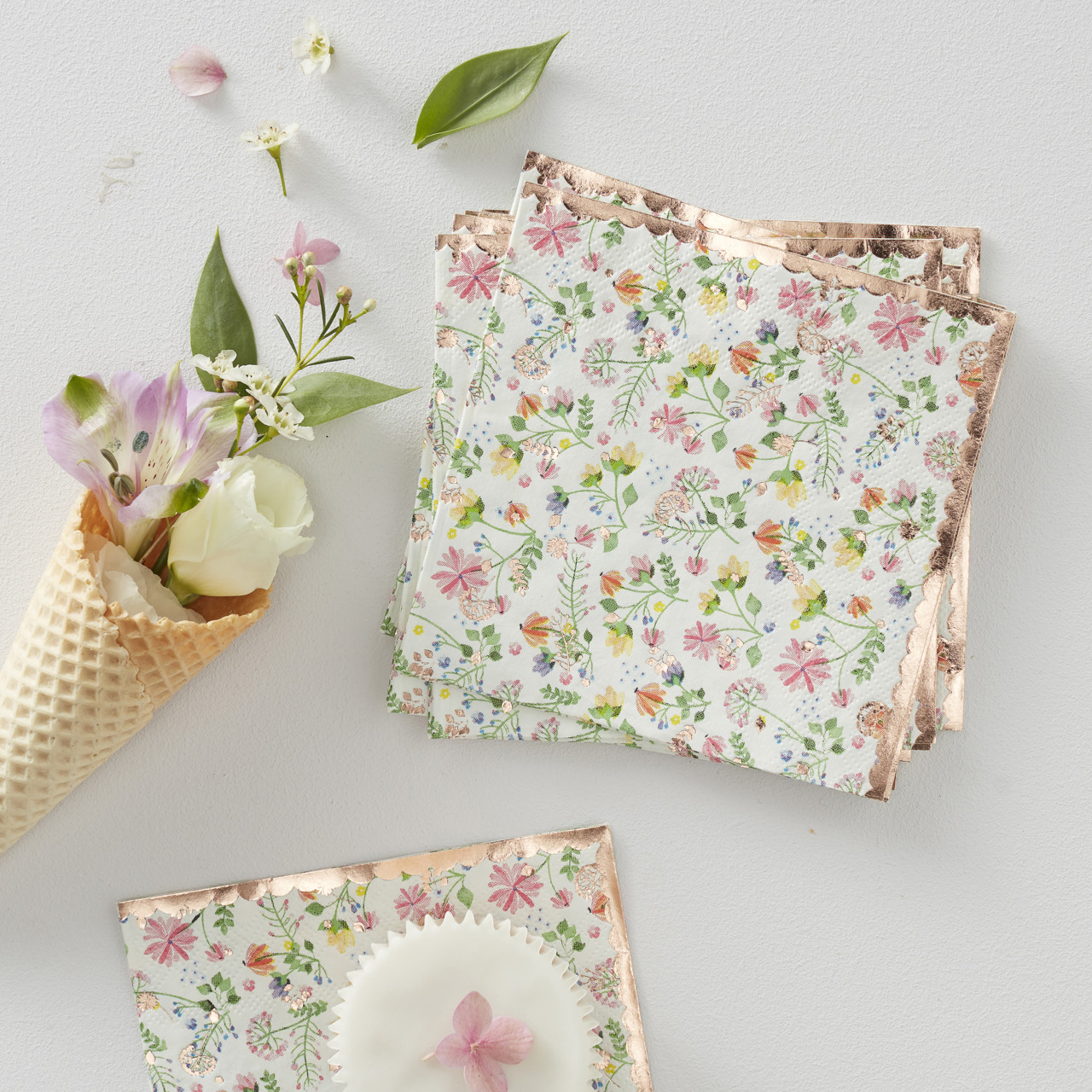 Picture of Paper Napkins - Ditsy Floral